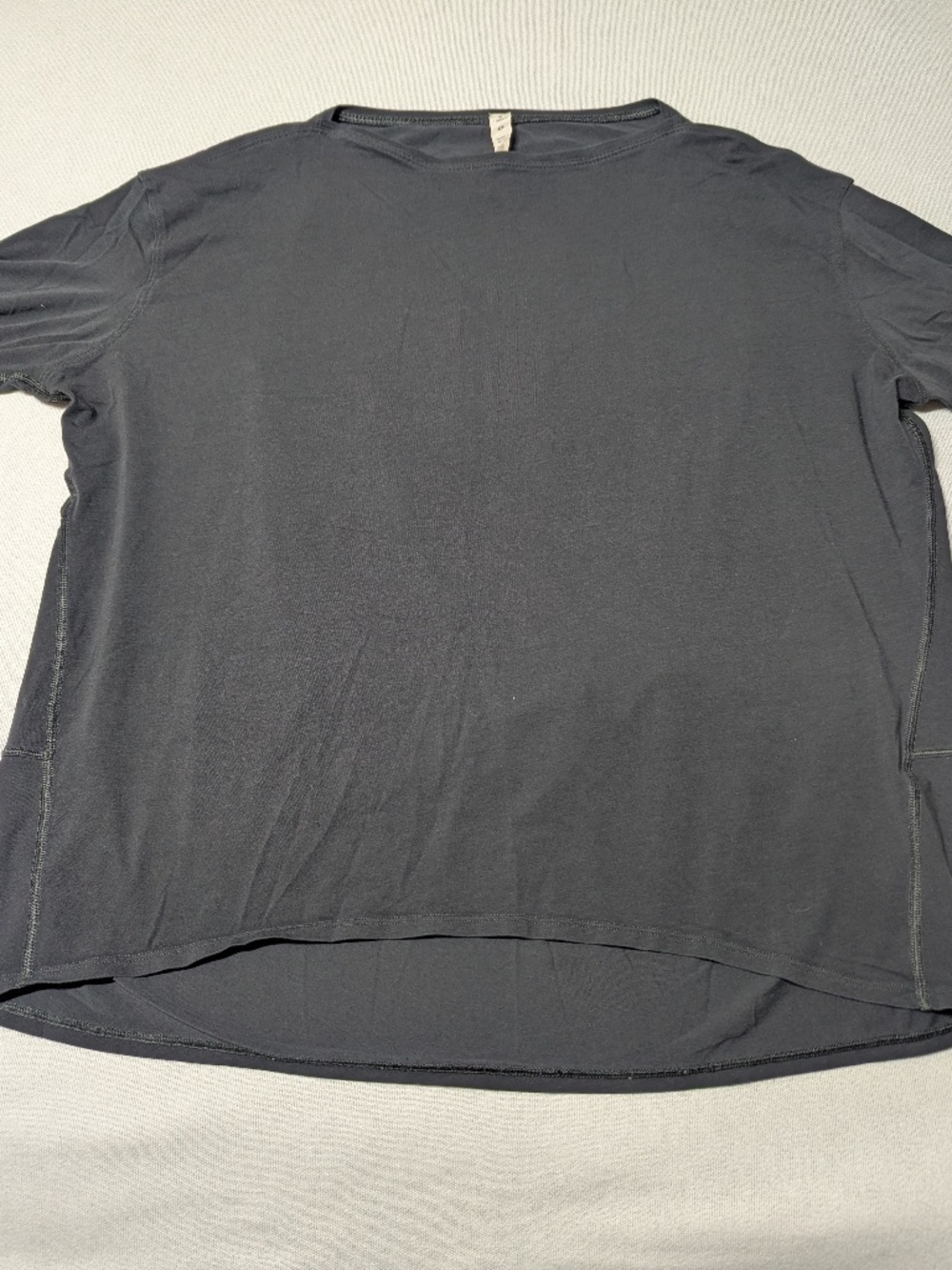 Lululemon Back In Action Long-Sleeves Shirt - Size 10